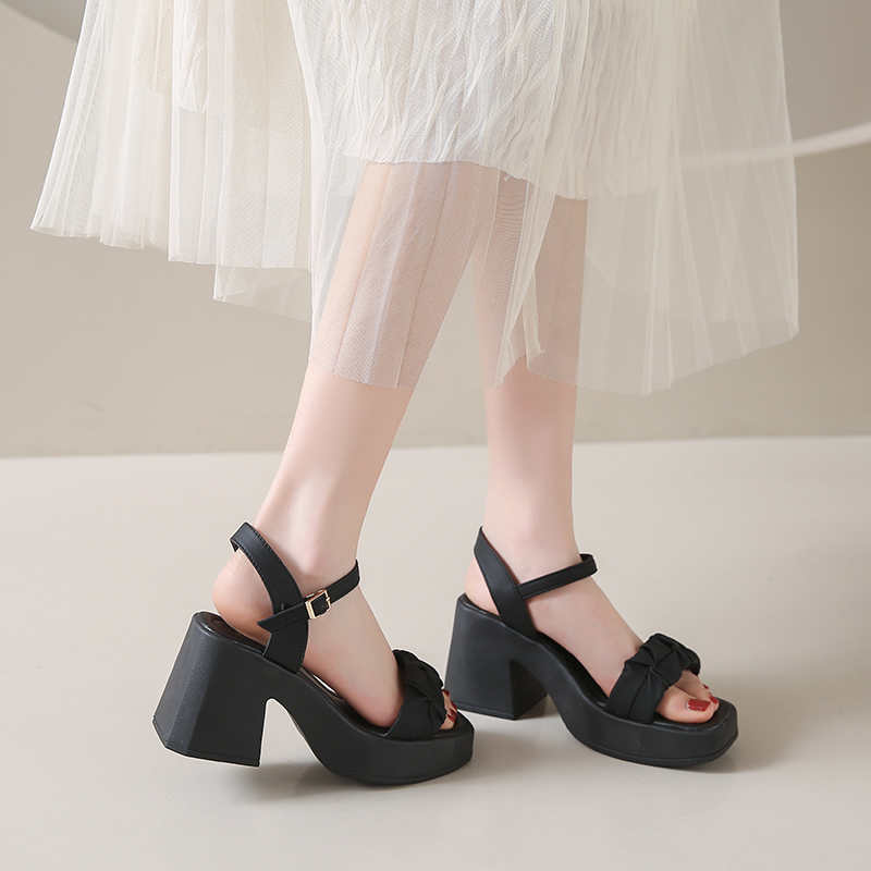 Camp Without Heel Woman Sandal - đánh giá và giá Women Shoes Types