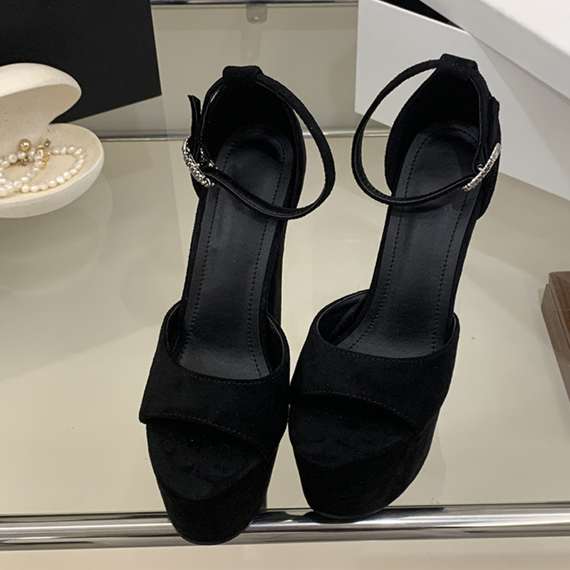 Liyke Model Show Sexy Extreme  - đánh giá và giá Platform Sneakers Chunky